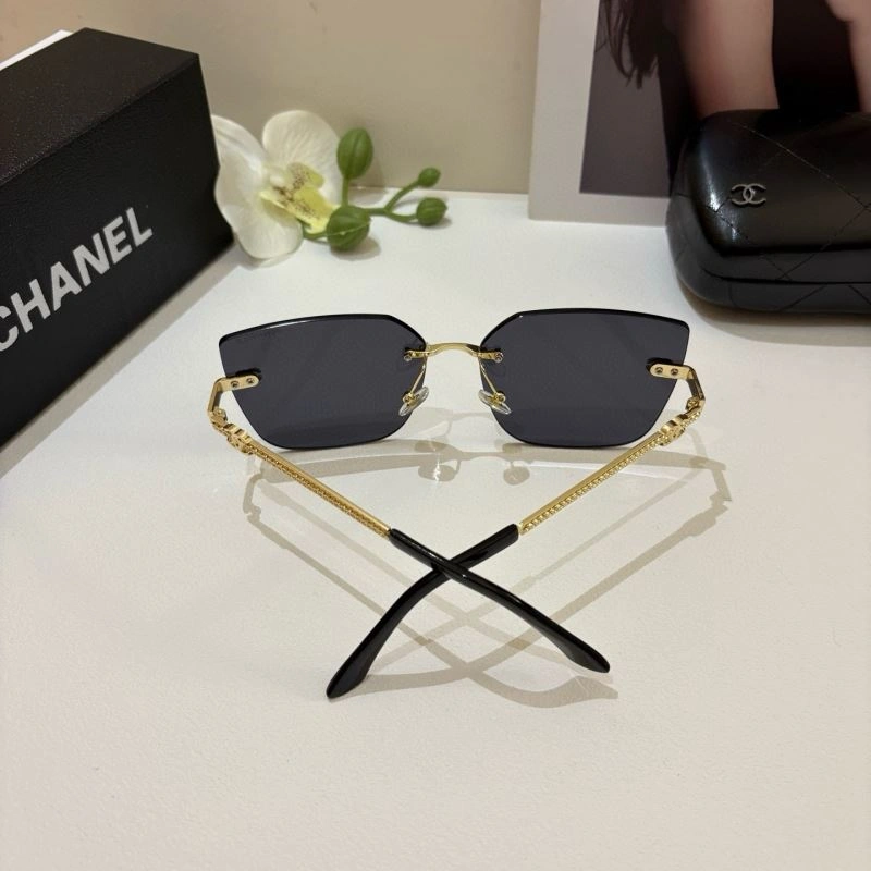 Chanel Sunglasses Unique 278022