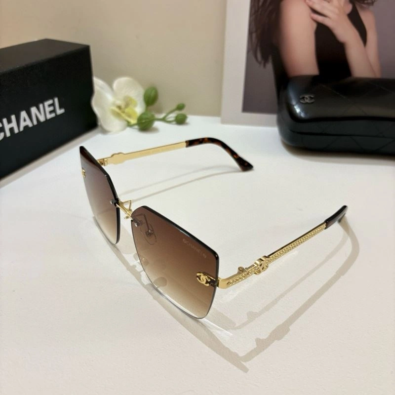 Chanel Sunglasses Snug 278023