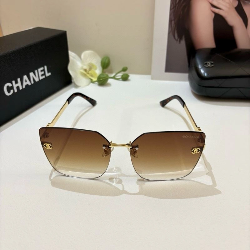 Chanel Sunglasses Snug 278023