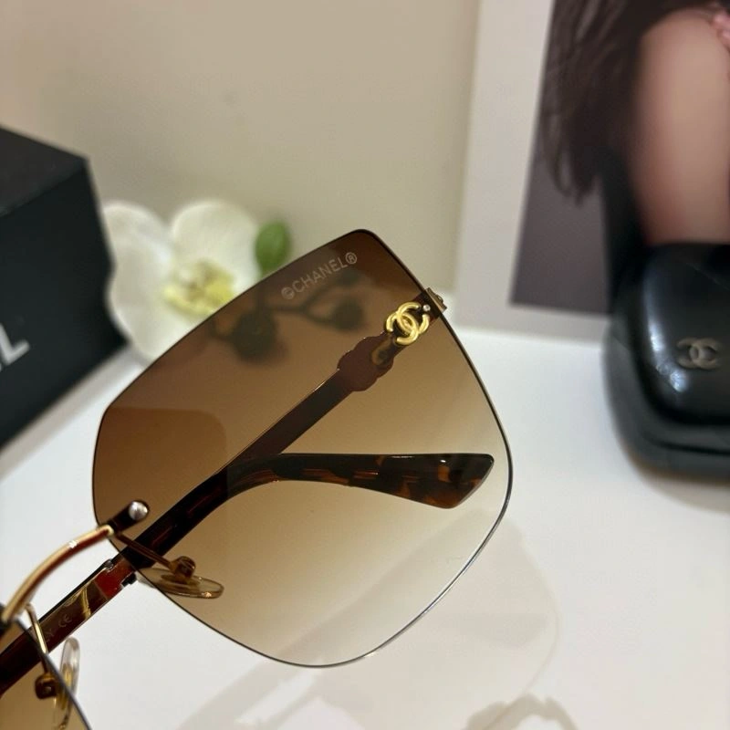 Chanel Sunglasses Snug 278023