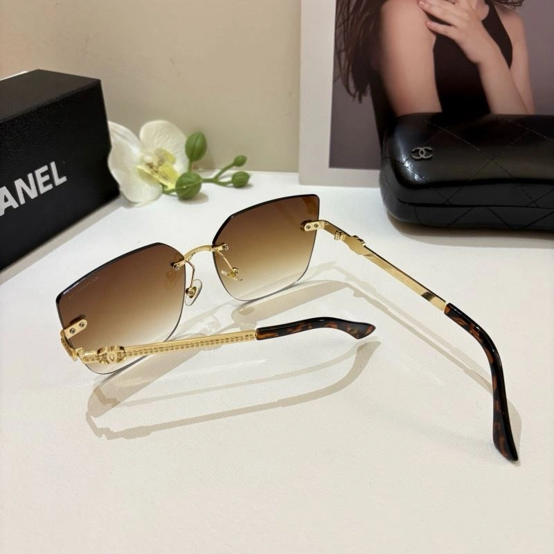 Chanel Sunglasses Snug 278023