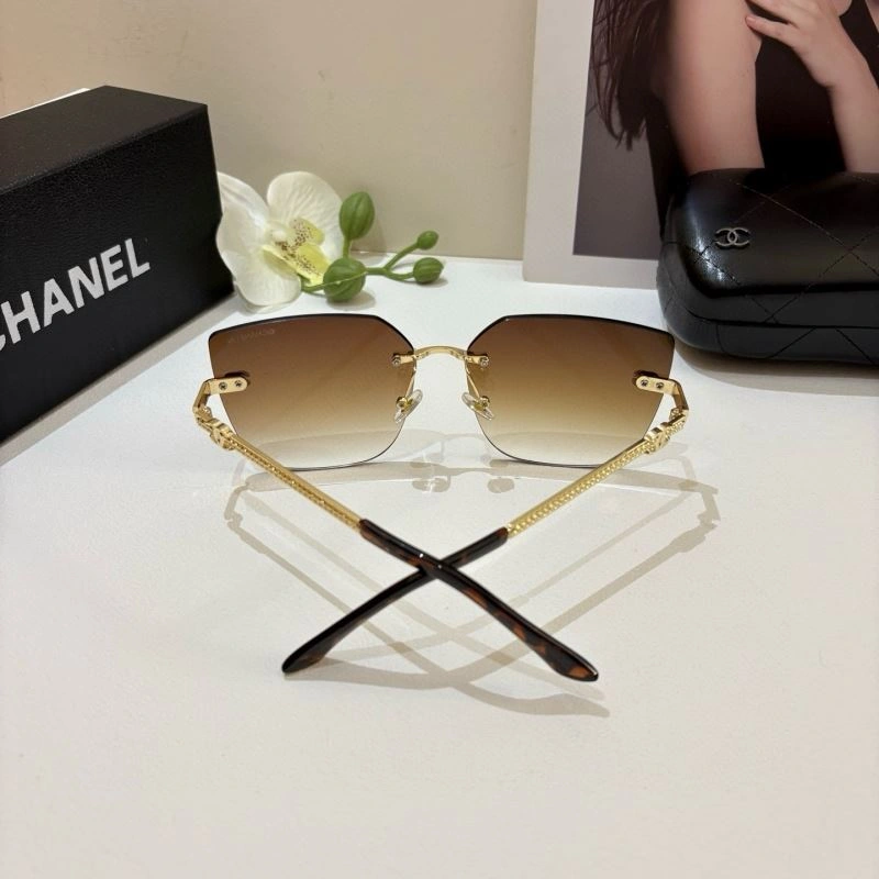 Chanel Sunglasses Snug 278023