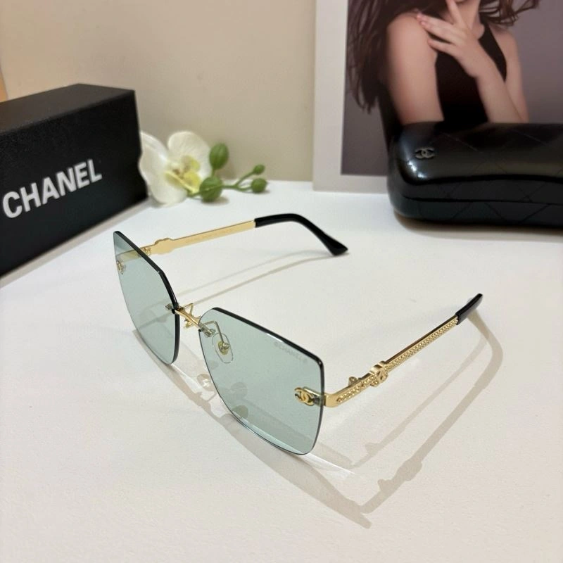 Breathable Chanel Sunglasses 278029