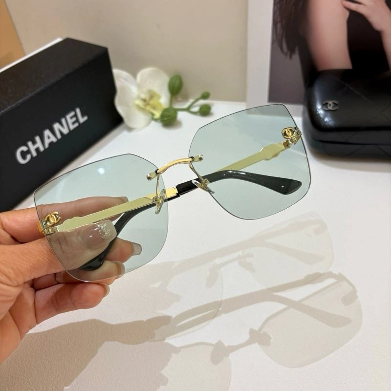 Breathable Chanel Sunglasses 278029
