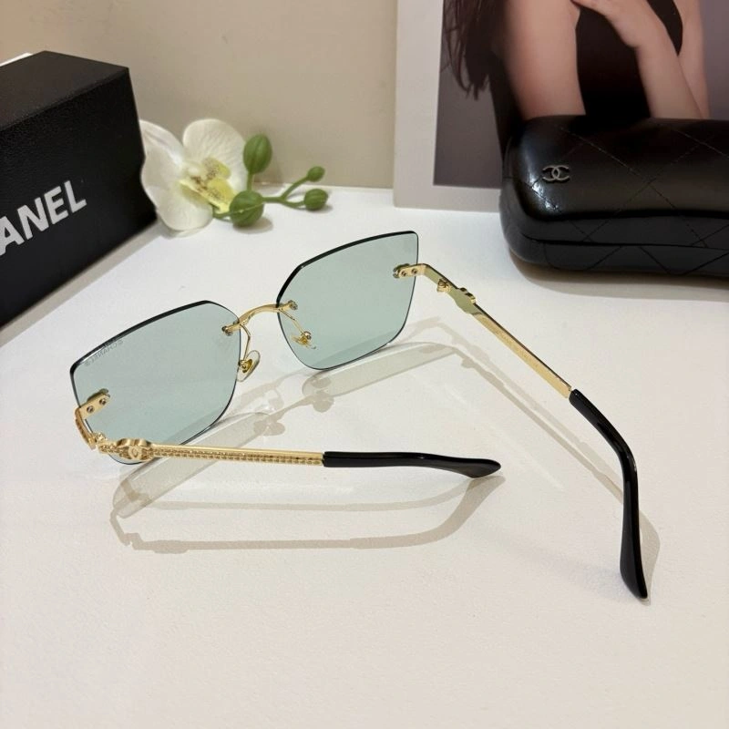 Breathable Chanel Sunglasses 278029