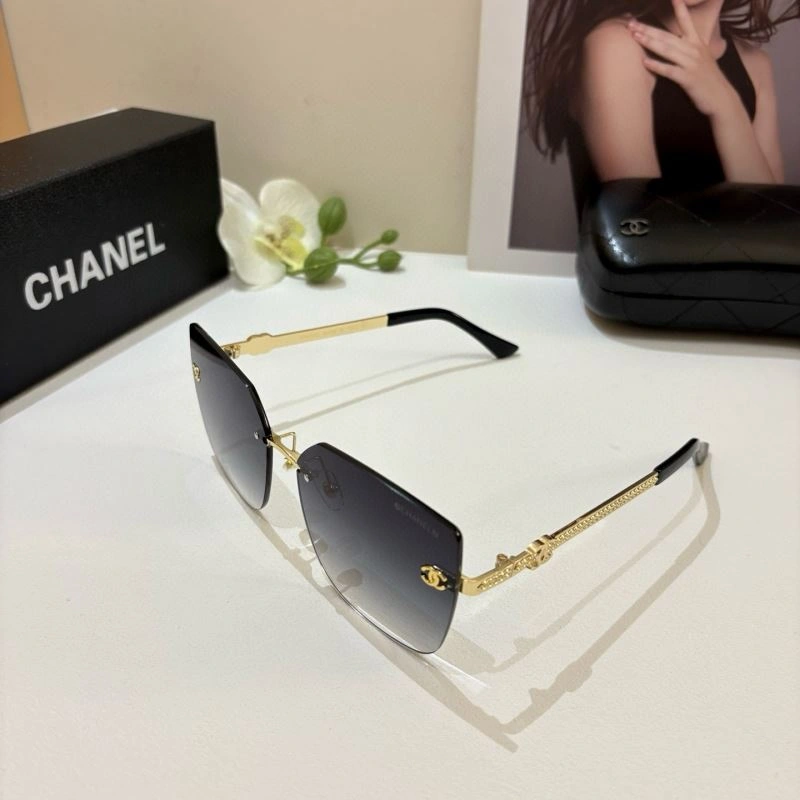 WaterResistant Chanel Sunglasses 278026