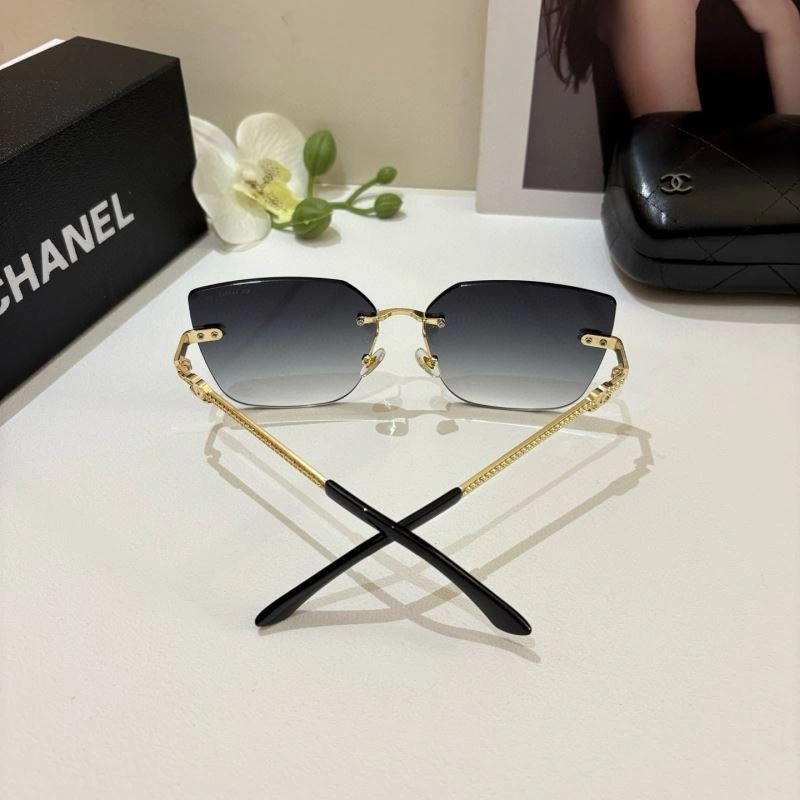 WaterResistant Chanel Sunglasses 278026