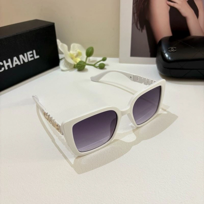 RelaxedFit Chanel Sunglasses 278005