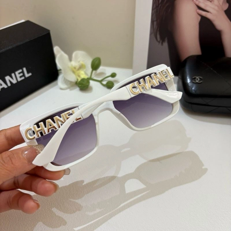 RelaxedFit Chanel Sunglasses 278005
