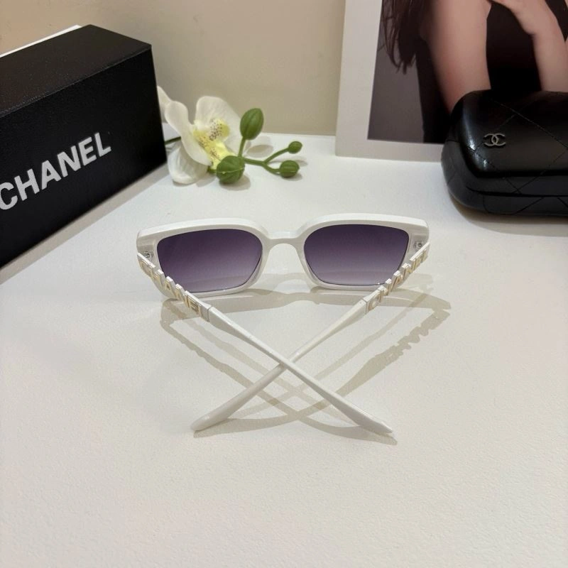RelaxedFit Chanel Sunglasses 278005