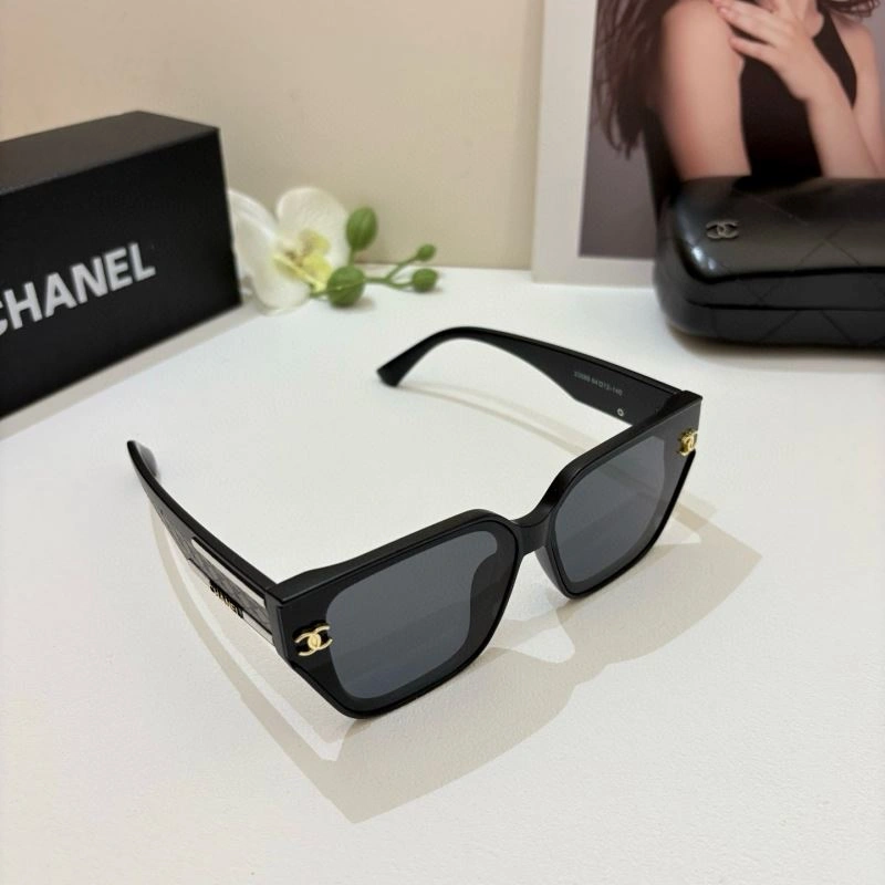 Chanel Sunglasses Sporty 278004