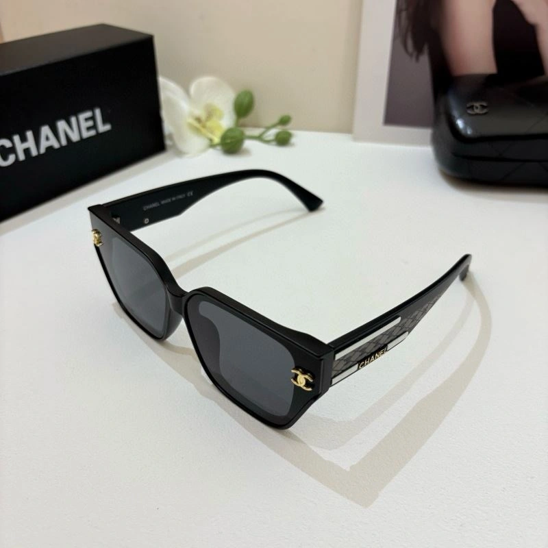 Chanel Sunglasses Sporty 278004