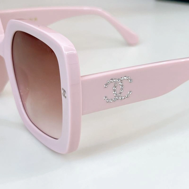 Unisex Chanel Sunglasses 278003