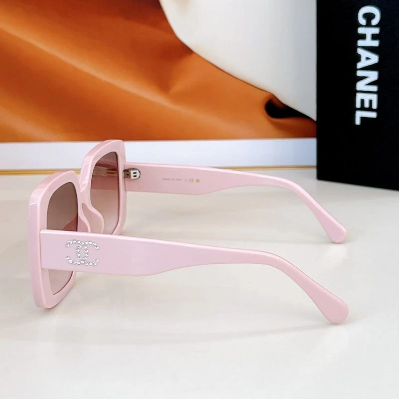 Unisex Chanel Sunglasses 278003