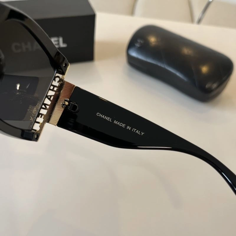 Chanel Sunglasses Seasonal 278001