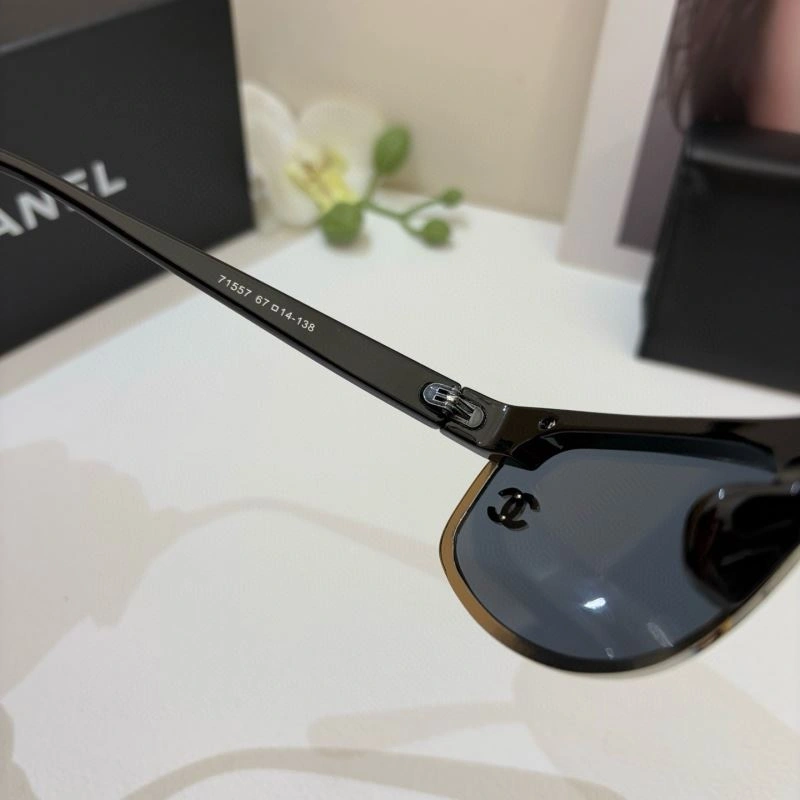 Chanel Sunglasses EasyMatch 277999