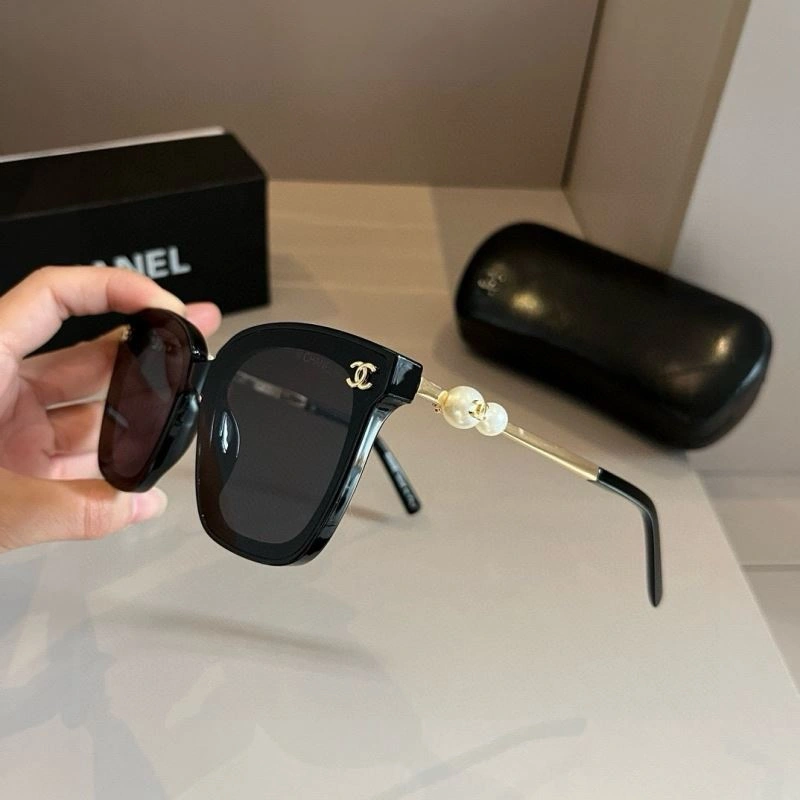 Chanel Sunglasses Trendsetting 277997