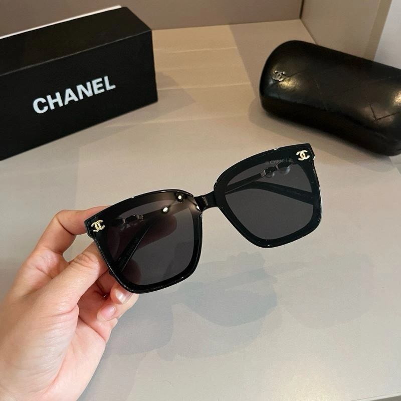 Chanel Sunglasses Trendsetting 277997