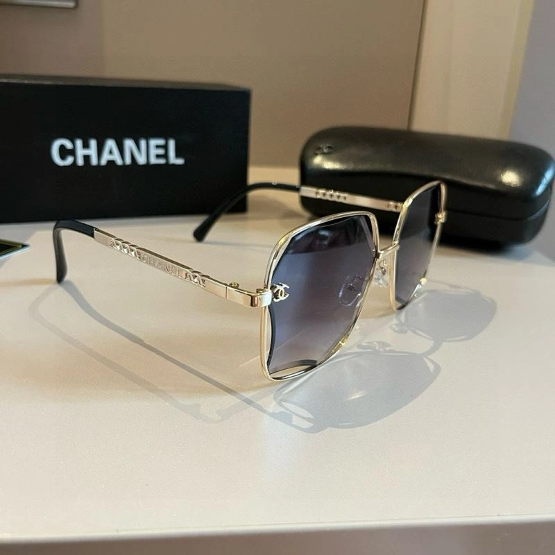Functional Chanel Sunglasses 277981