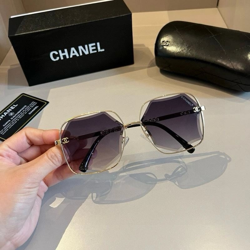 Functional Chanel Sunglasses 277981