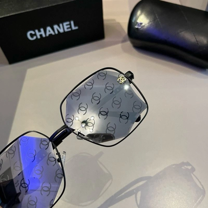 Tailored Chanel Sunglasses 277984