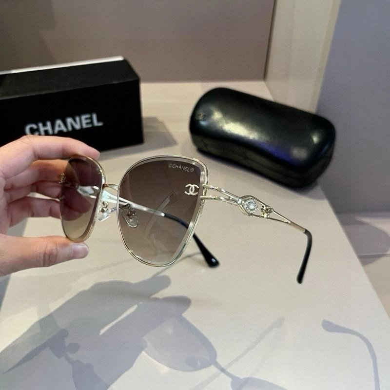 Sophisticated Chanel Sunglasses 277989