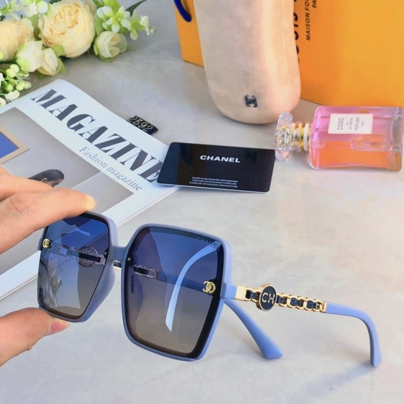 Breathable Chanel Sunglasses 277994