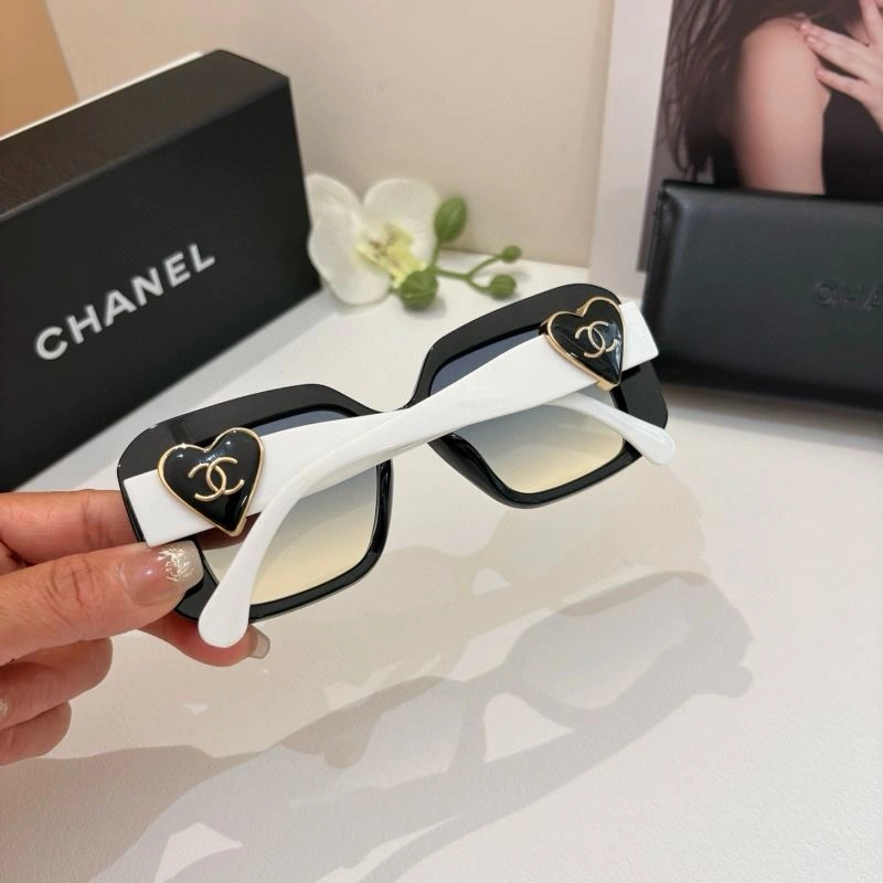 ModernLook Chanel Sunglasses 277992