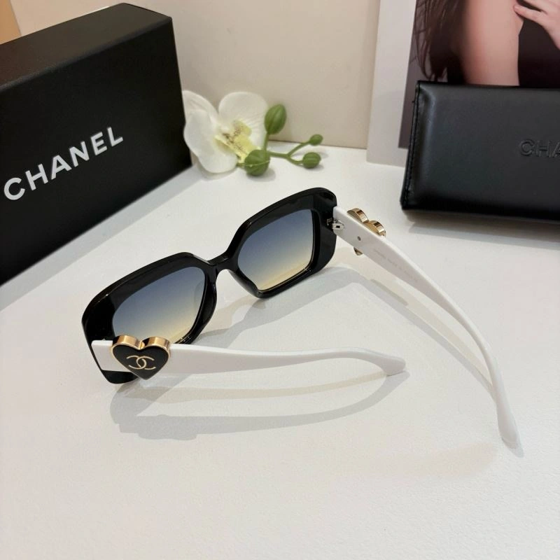 ModernLook Chanel Sunglasses 277992