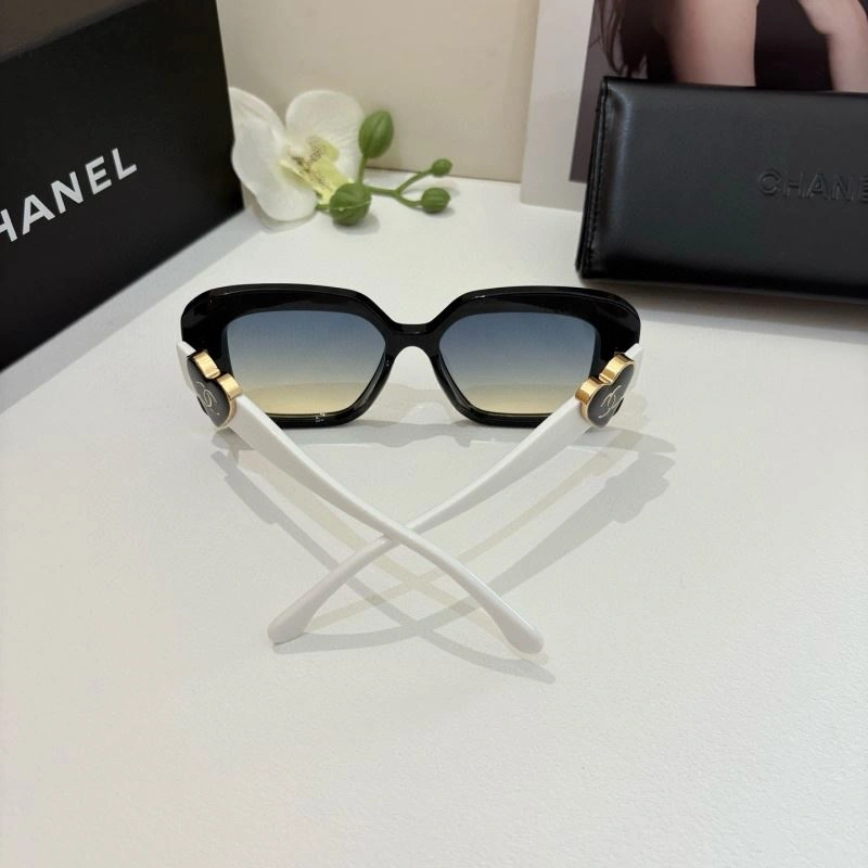 ModernLook Chanel Sunglasses 277992