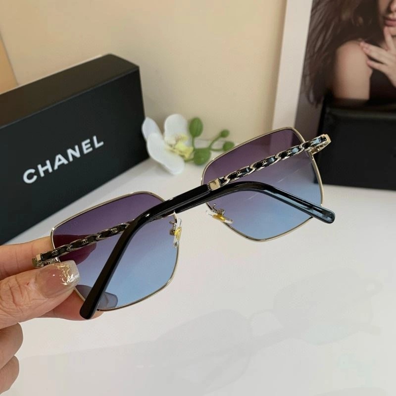 Chanel Sunglasses Stylish 277971