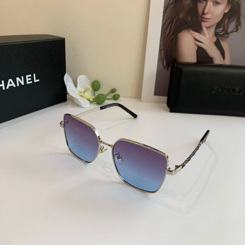 Chanel Sunglasses Stylish 277971