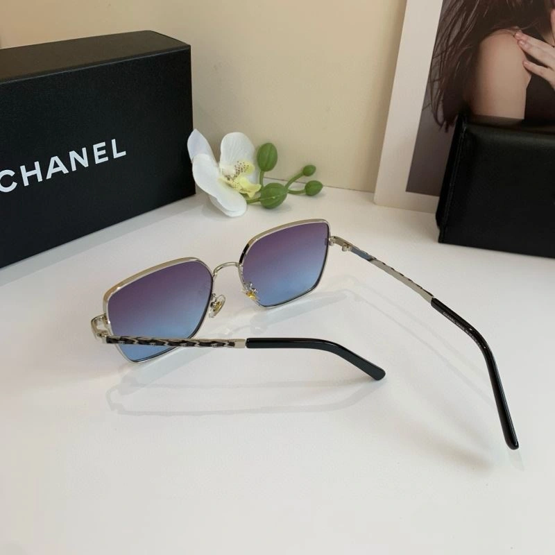 Chanel Sunglasses Stylish 277971