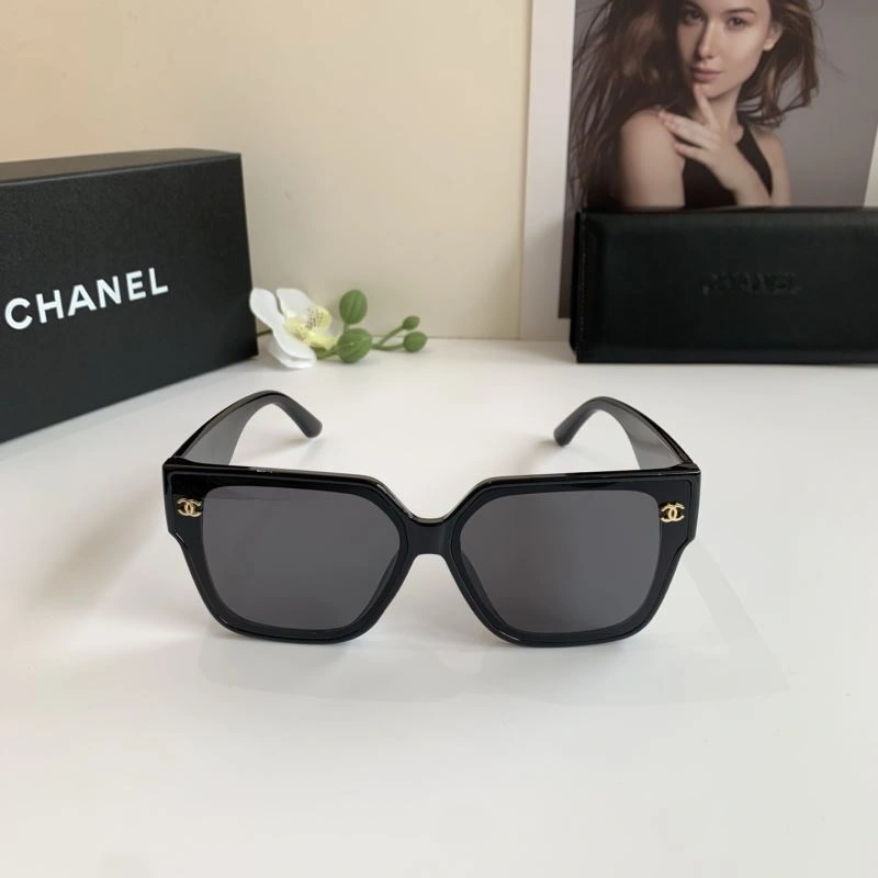 Bright Chanel Sunglasses 277982