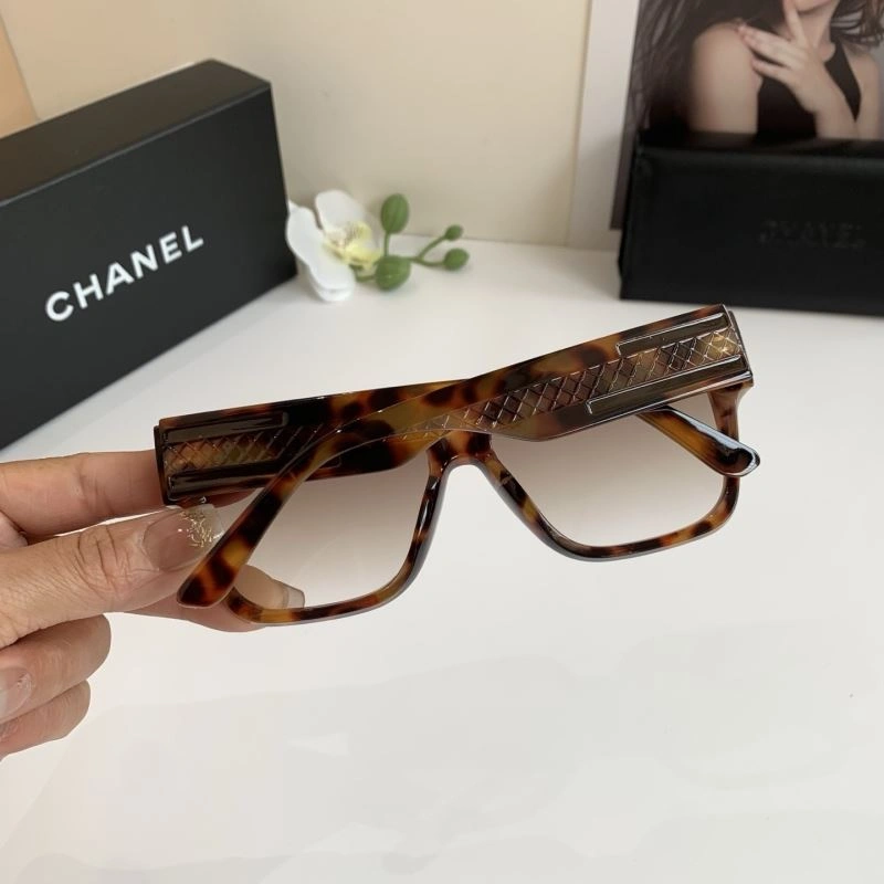 ZipUp Chanel Sunglasses 277973