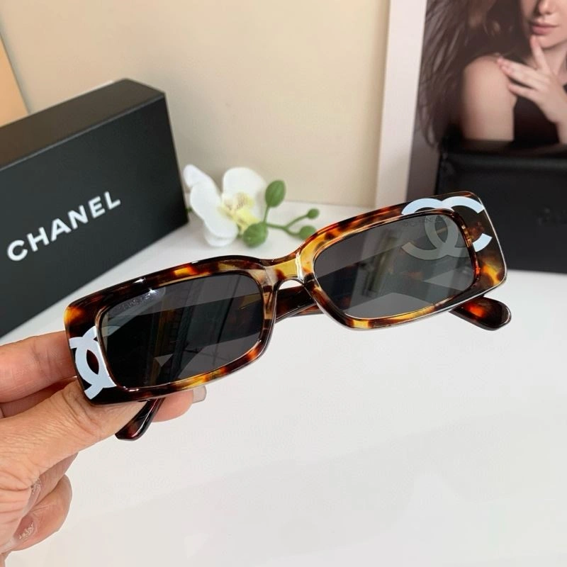 Durable Chanel Sunglasses 277954