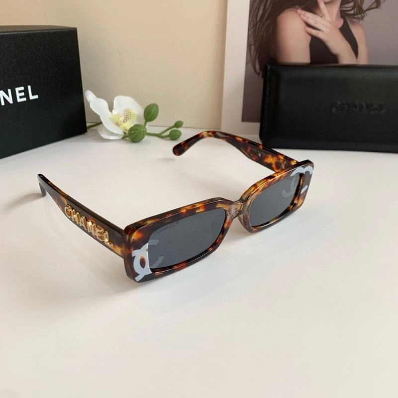 Durable Chanel Sunglasses 277954