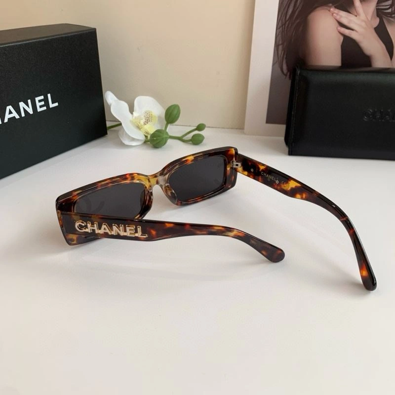 Durable Chanel Sunglasses 277954