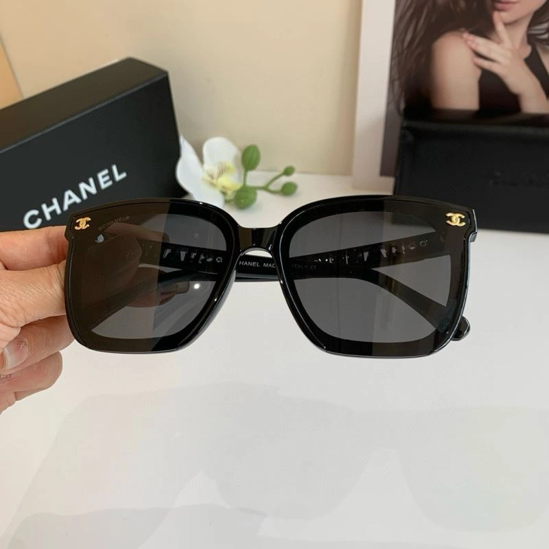 Chanel Sunglasses Bold 277953