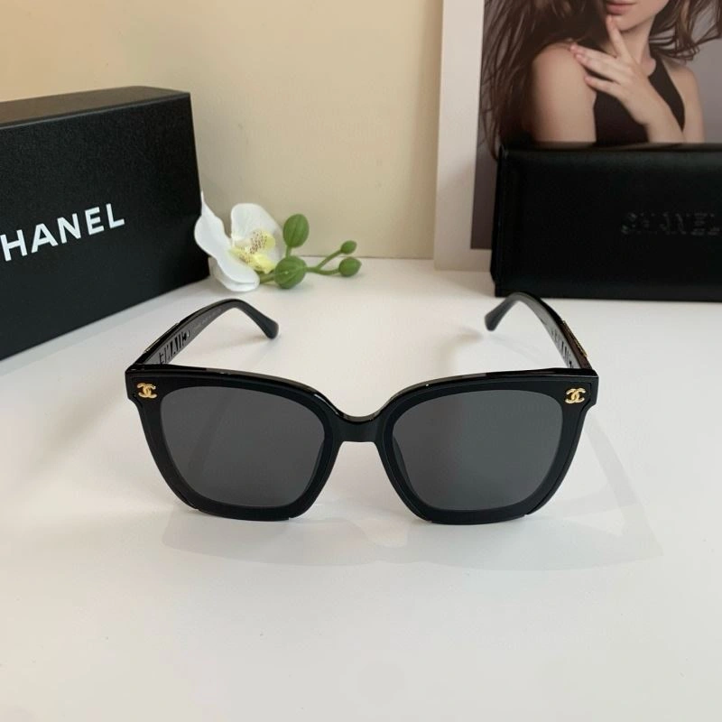 Chanel Sunglasses Bold 277953