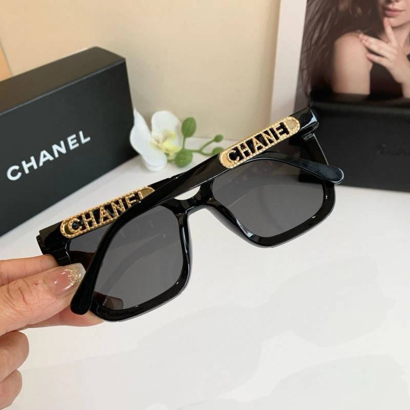 Chanel Sunglasses Bold 277953