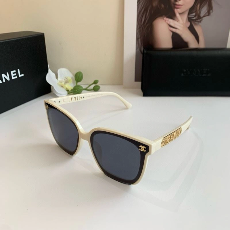 Chanel Sunglasses Sporty 277937