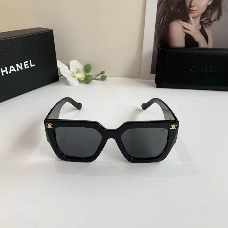 Casual Chanel Sunglasses 277928