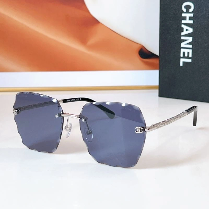 Chanel Sunglasses Sleek 277950