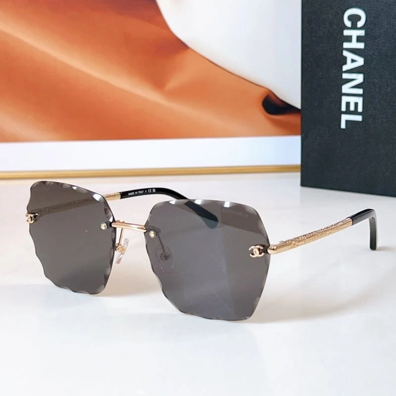Chanel Sunglasses Sleek 277950
