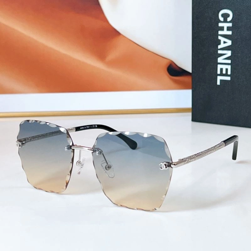 Chanel Sunglasses Sleek 277950