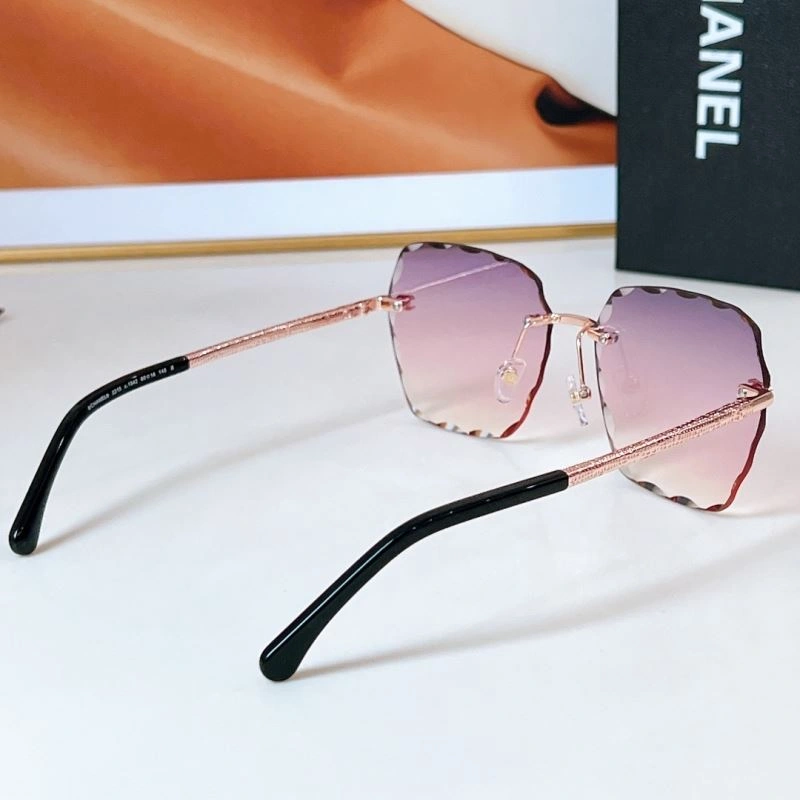 Chanel Sunglasses Sleek 277950