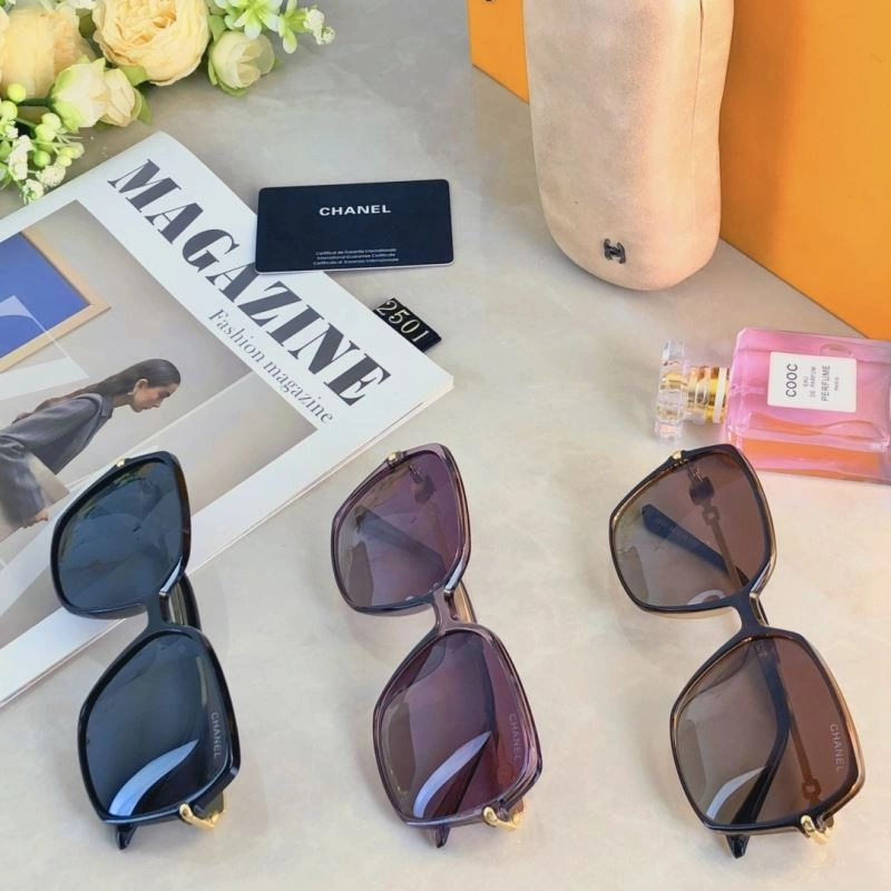 Bright Chanel Sunglasses 277952