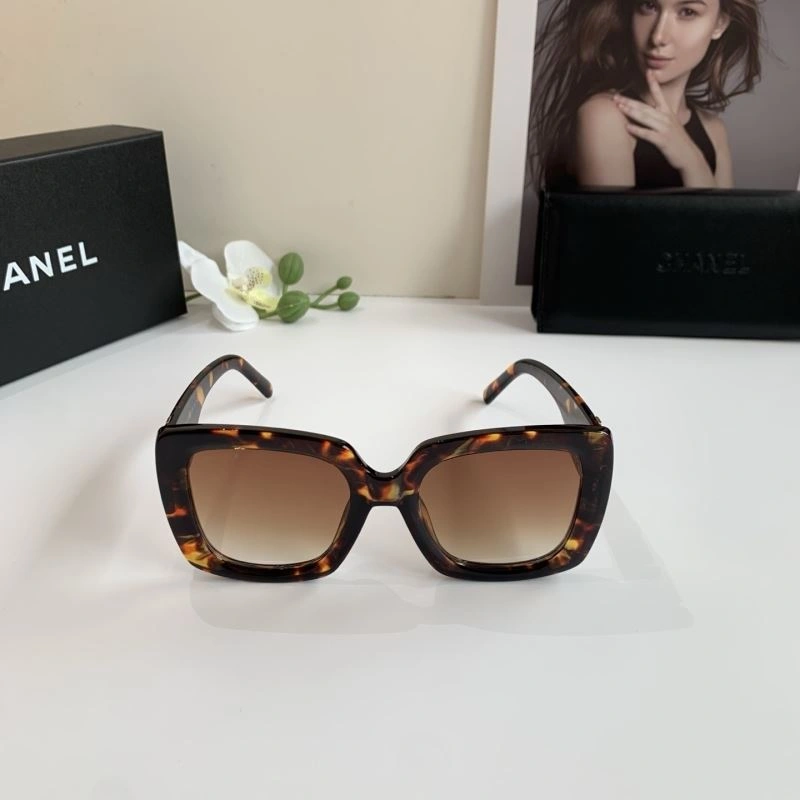 Chanel Sunglasses Casual 277936