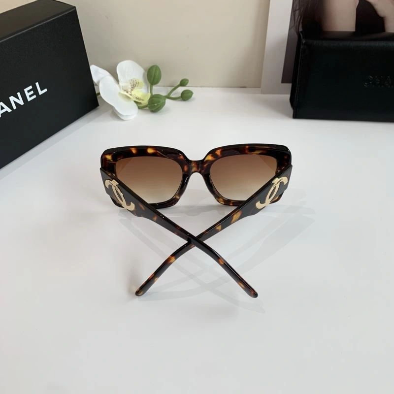 Chanel Sunglasses Casual 277936